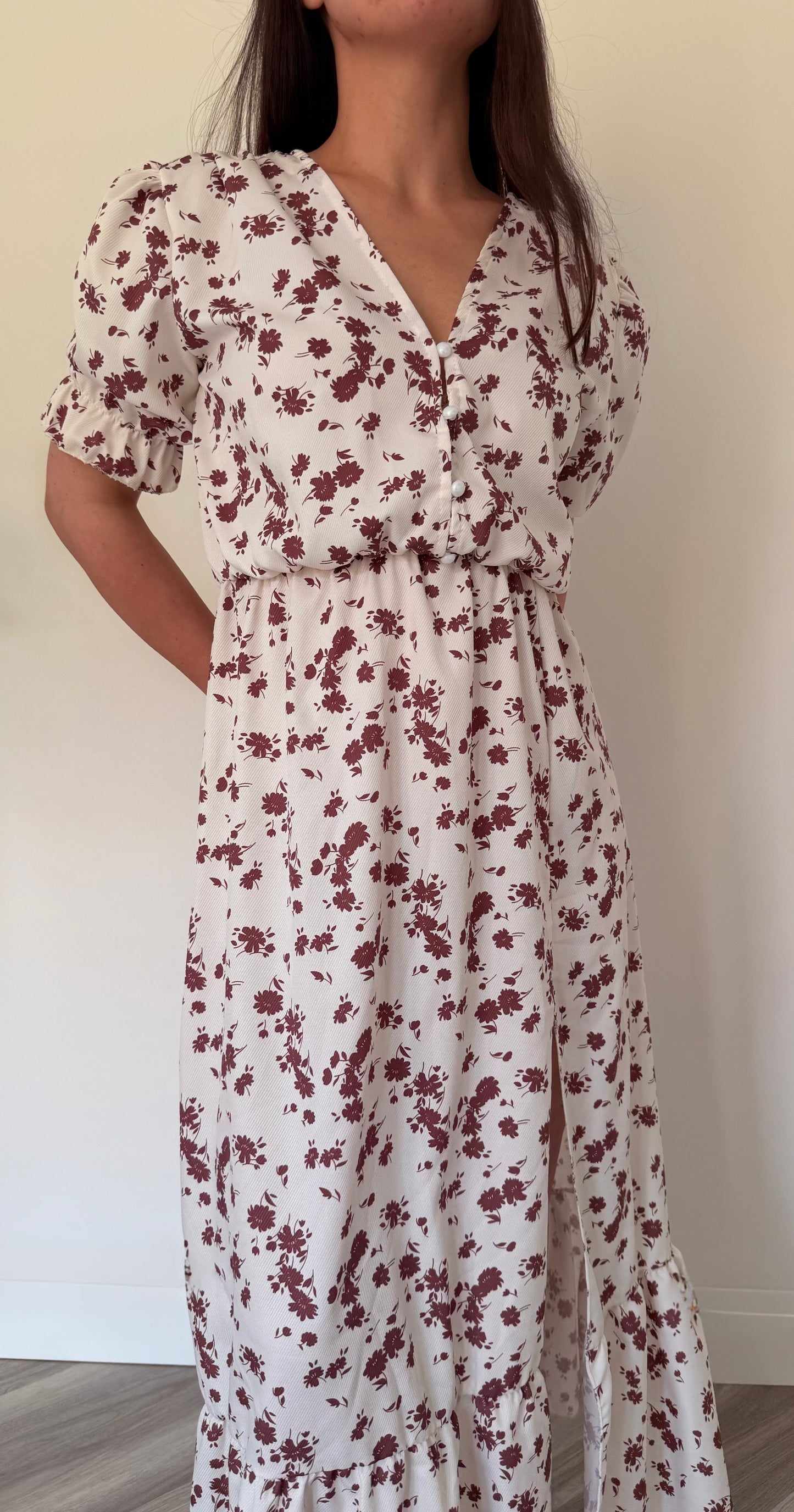 Amaris Midi Dress in Beige Floral